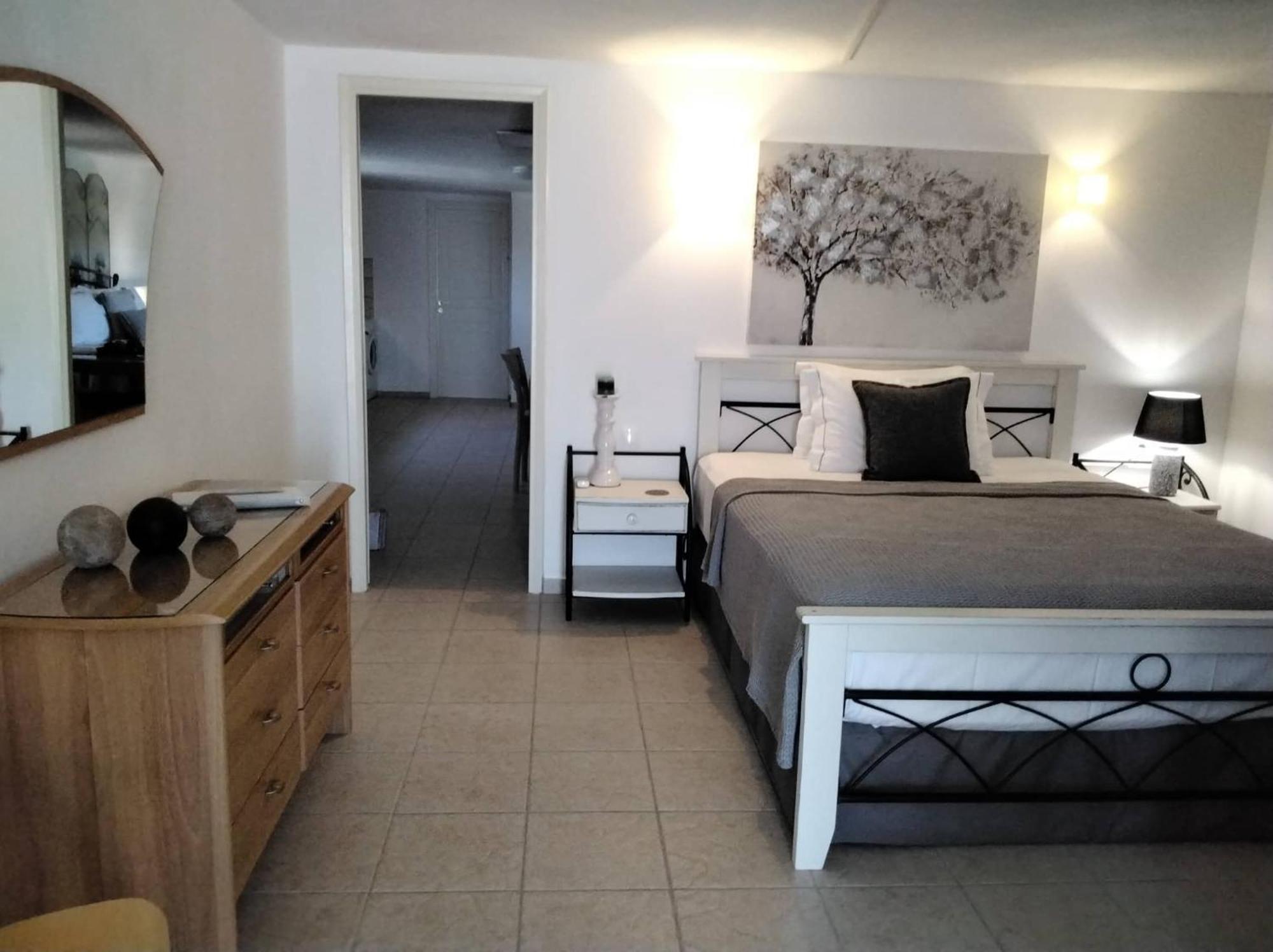 Apartment Erifili House *