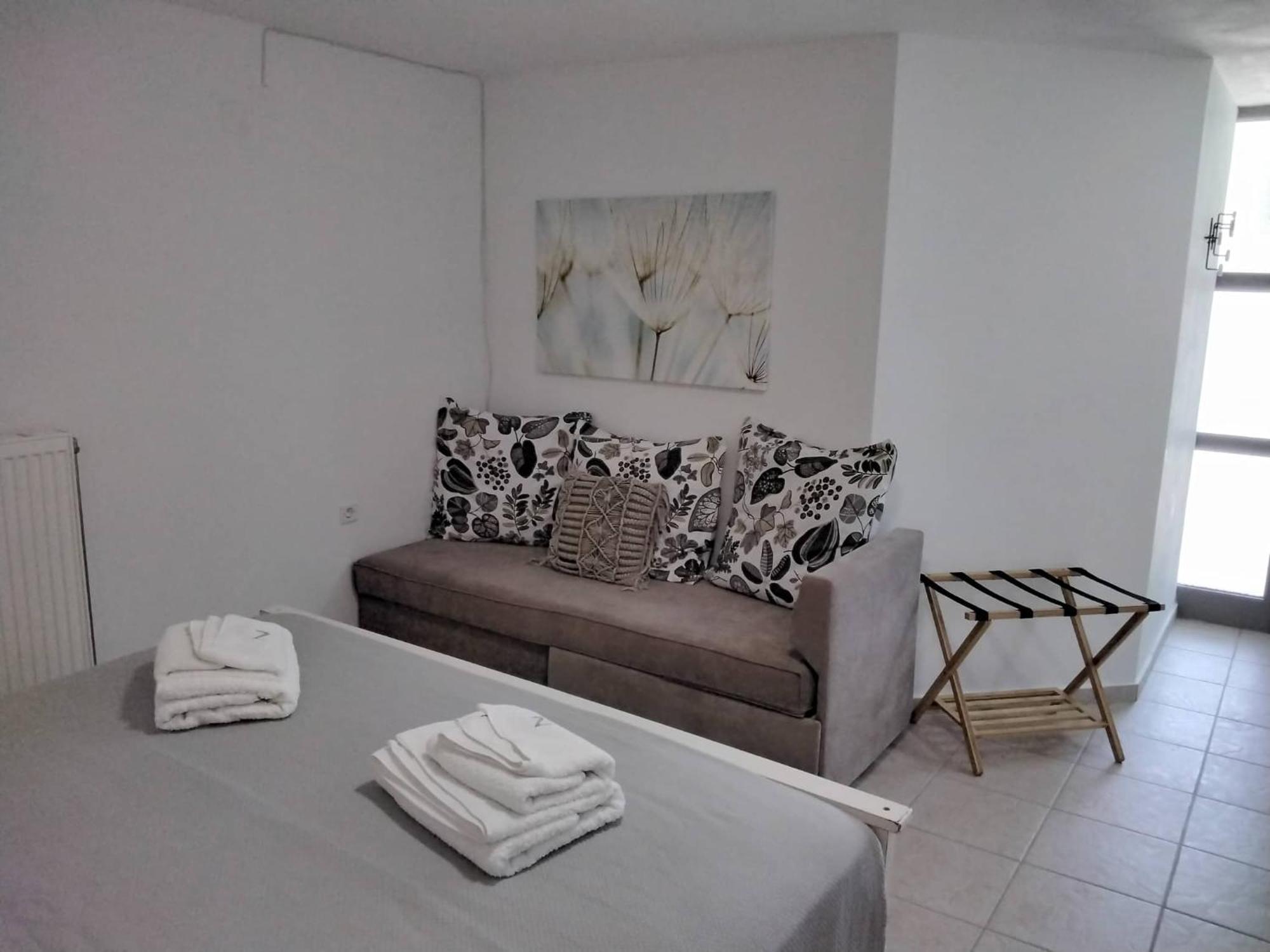 Apartment Erifili House *