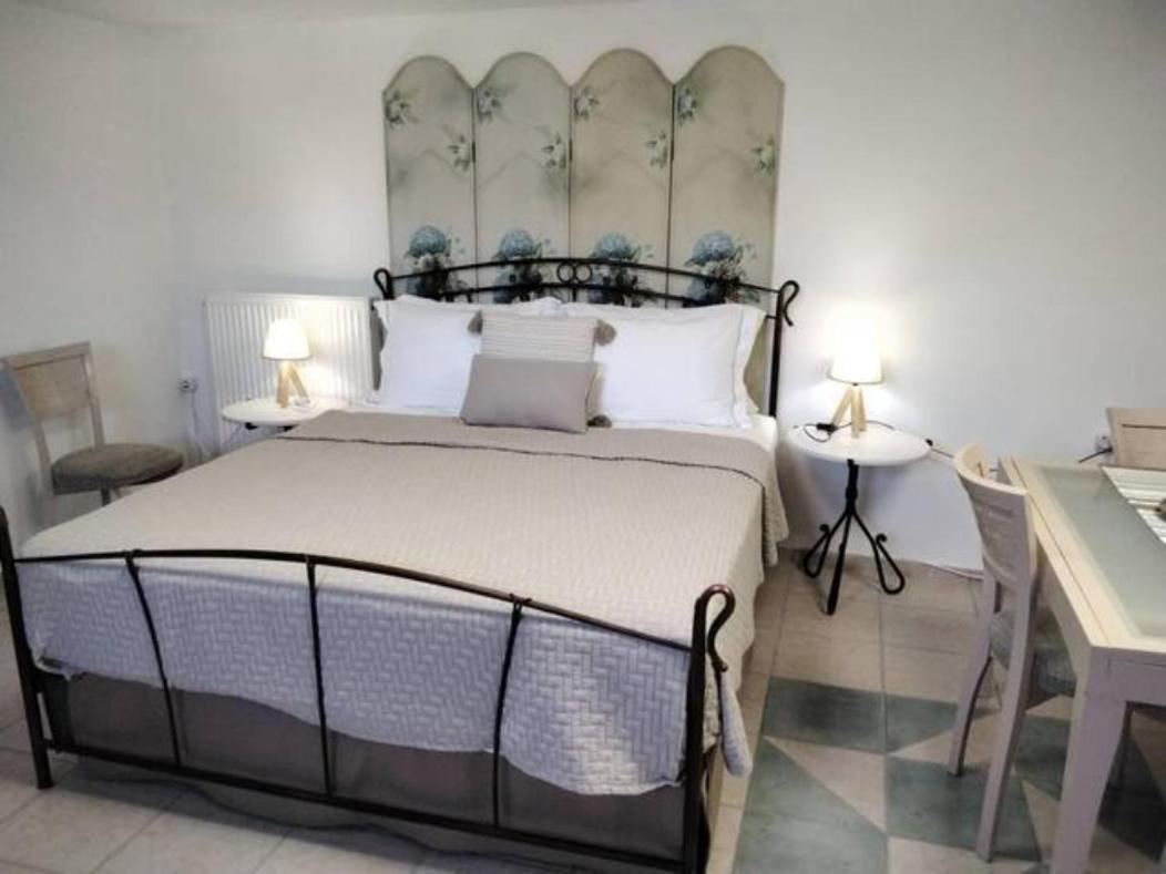 Apartment Erifili House Fáros